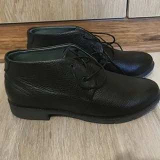 نیم بوت چرم سایز 38