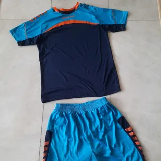 ست بلوز و شبوارک ورزشی