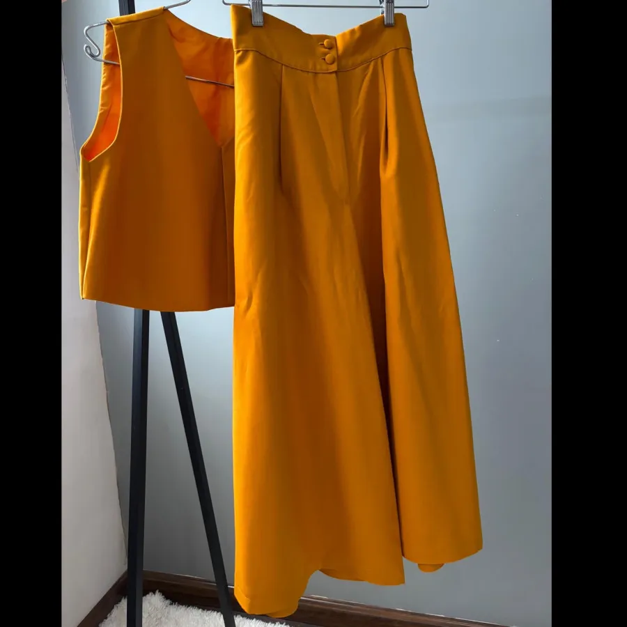 جلیقه و دامن شلواری