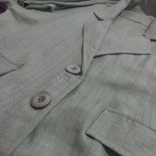 شومیز و شلوار سبز کمرنگ