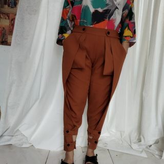 شلوار زنانه