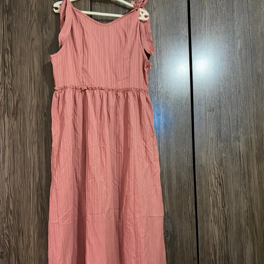 پیراهن ساحلی