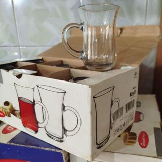 استکان چای پاشا باغچه