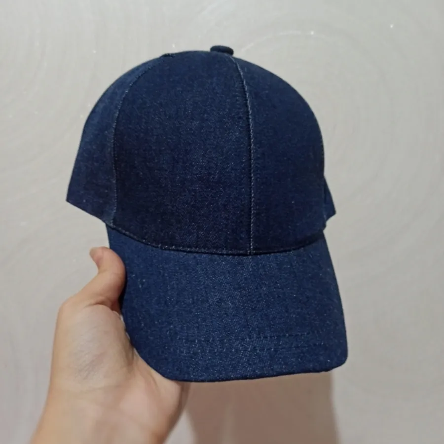 کلاه کپ جین لی