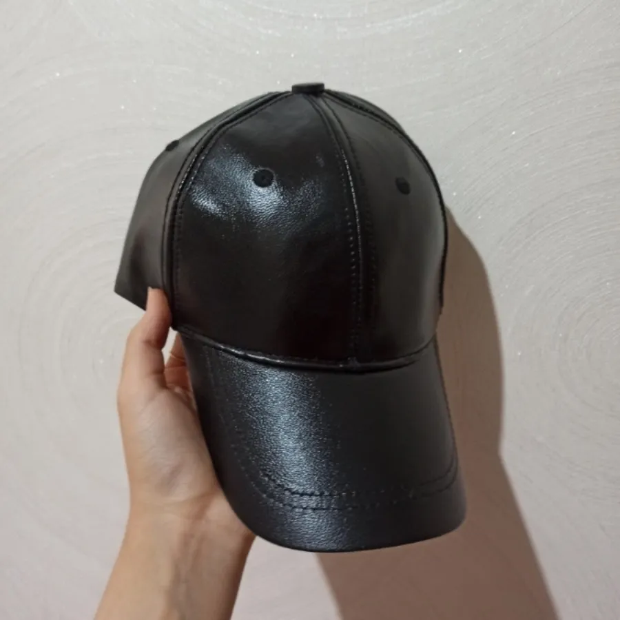 کلاه آفتابی چرم