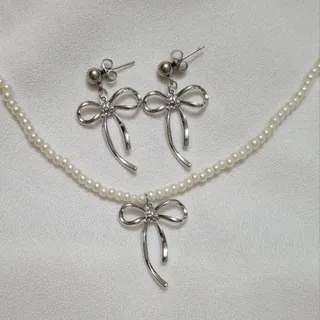 ست گردنبند،گوشواره پاپیون