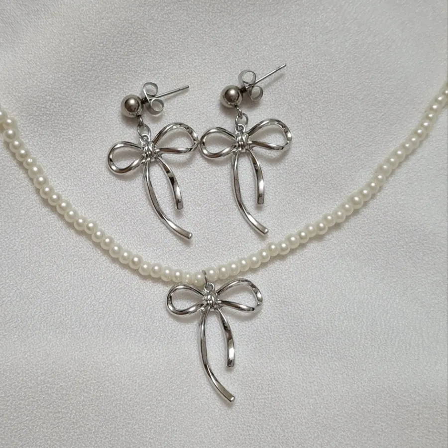 ست گردنبند،گوشواره پاپیون