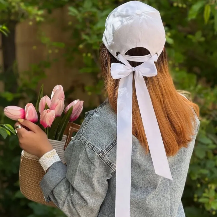 کلاه کتان پشت پاپیون