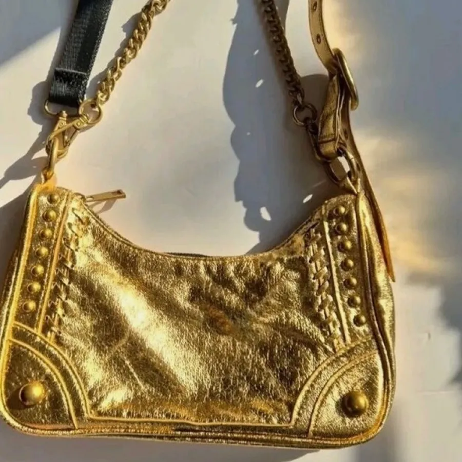 زارااااااا