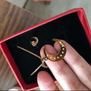نیم ست ماه