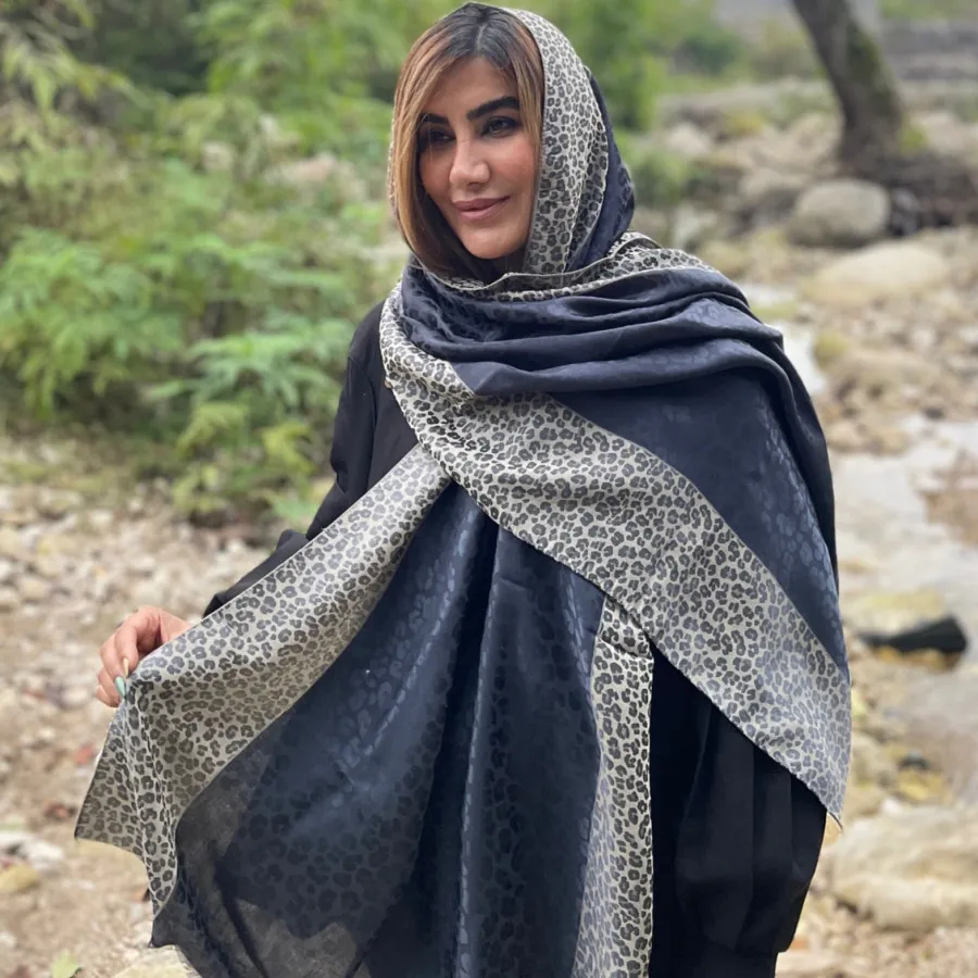 شال ژاکارد پلنگی?