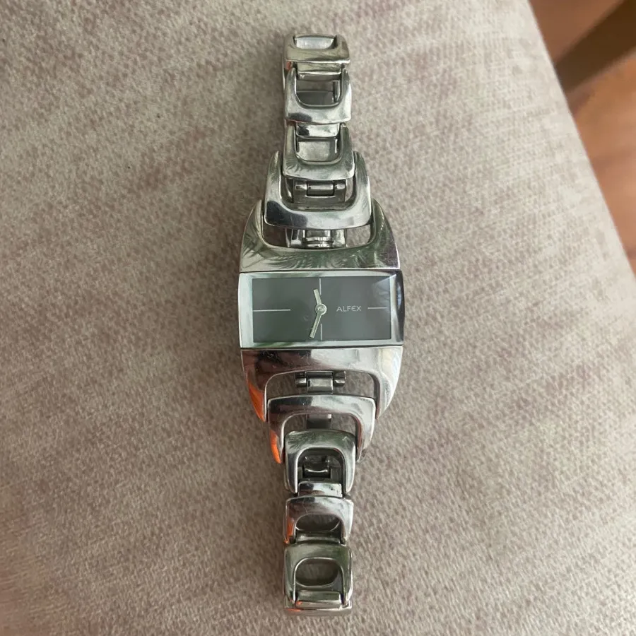 ساعت آلفکس اصل سوییس