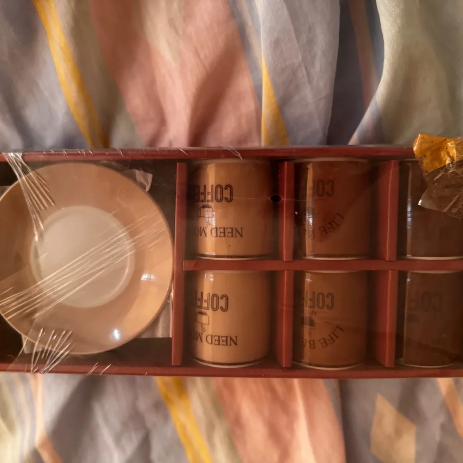 ست قهوه‌خوری ال‌سی