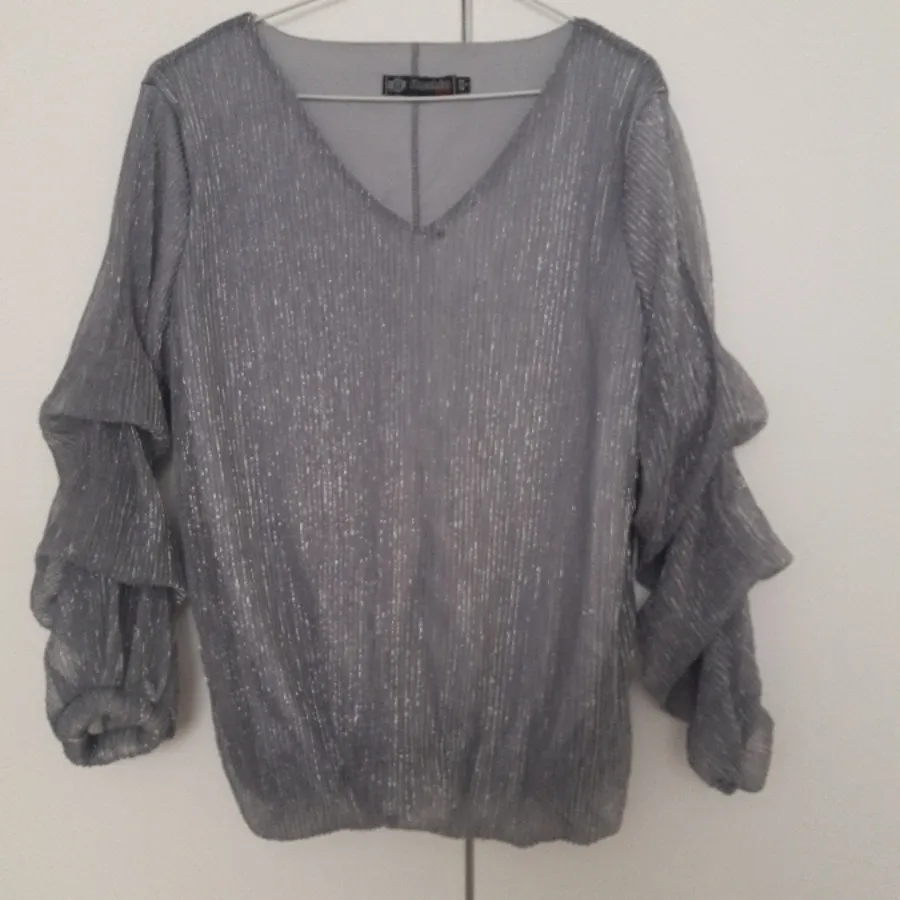 بلوز مجلسی توسی/نقره ای