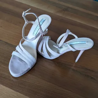 صندل پاشنه بلند زارا