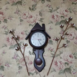 ساعت دیواری