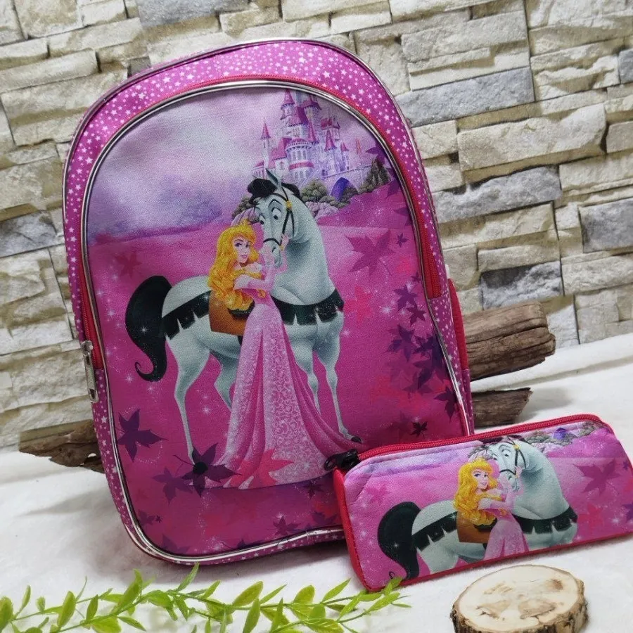 کوله و جامدادی مدرسه