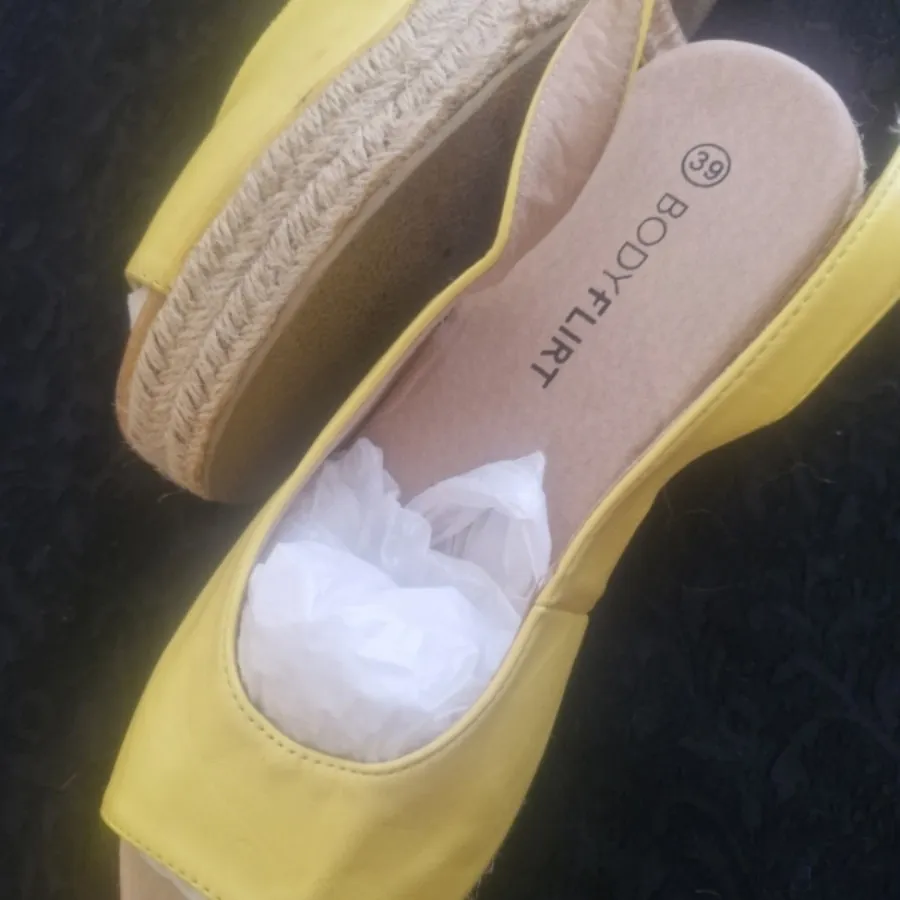 کفش چرم سایز 39