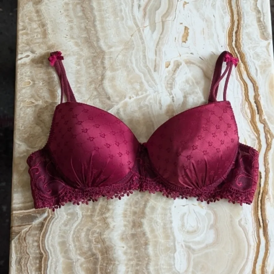 سوتین اسفنجی