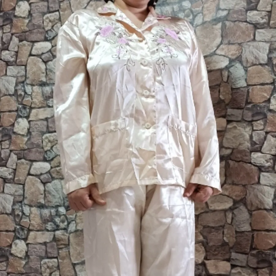 لباس خواب یا زایمان