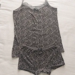 تاپ و شلوارک