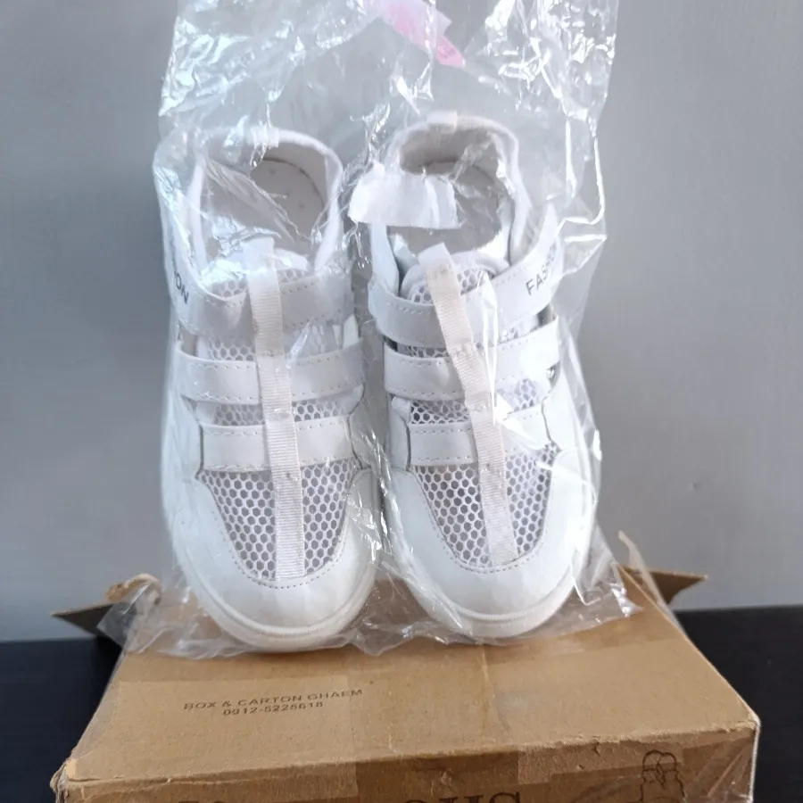 کفش تابستانی