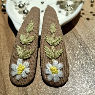 سنجاق تق تقی گلدوزی