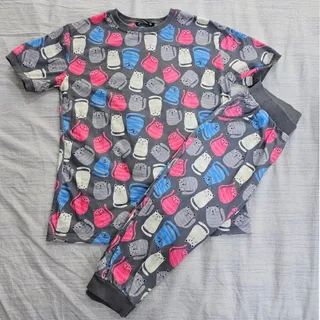 تیشرت و شلوارک طرح گربه