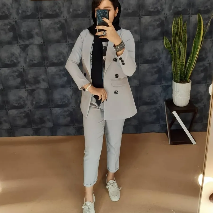 کت شلوار طوسی