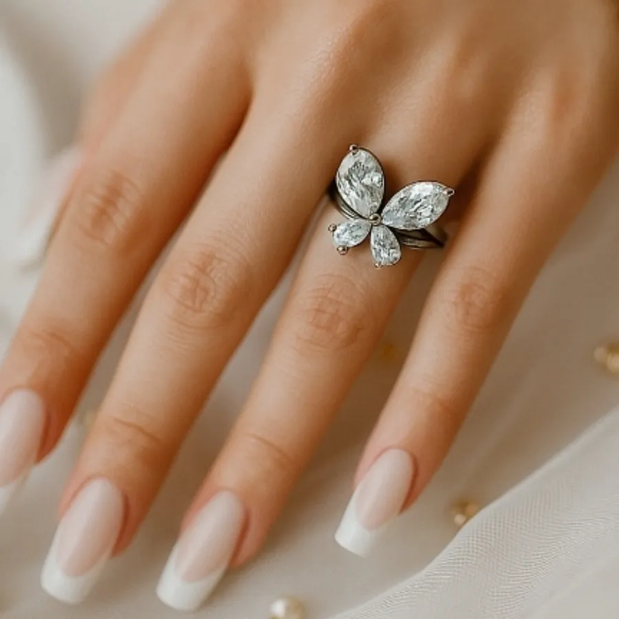 انگشتر نقره ای