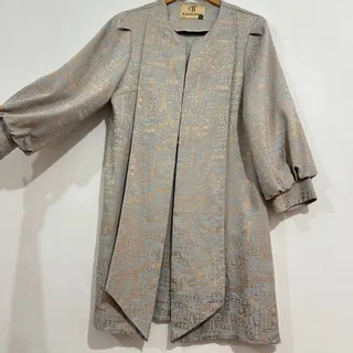 مانتو زنانه طرح باستانی