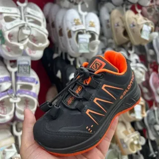 کتونی بچگانه