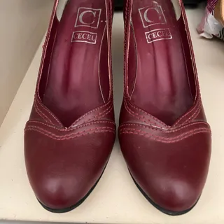 کفش چرم مصنوعی