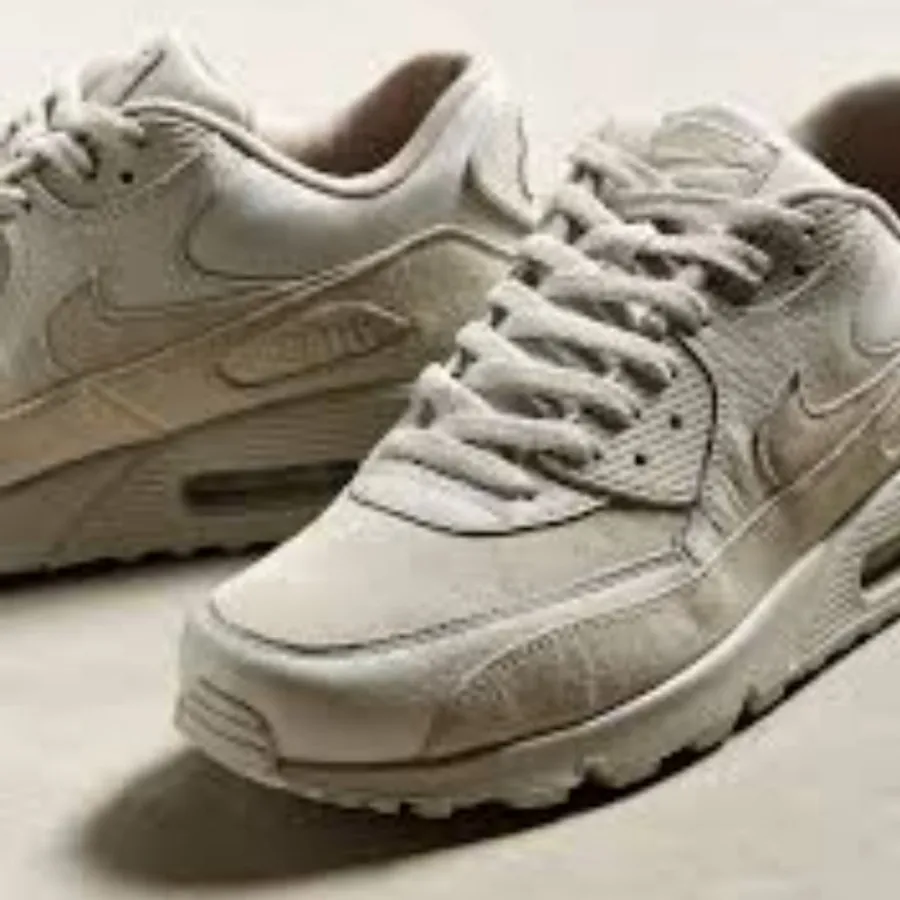 کفش نایکی مستر کرمی