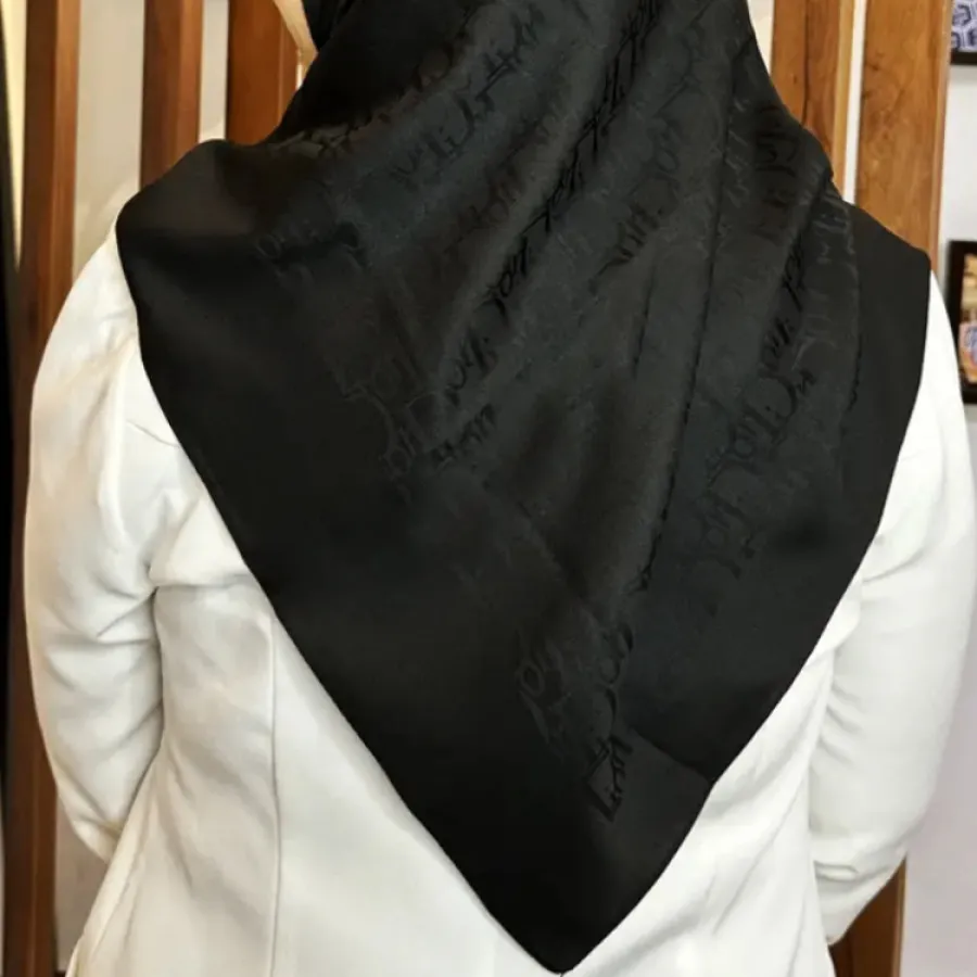 روسری ابریشم طرح دیور
