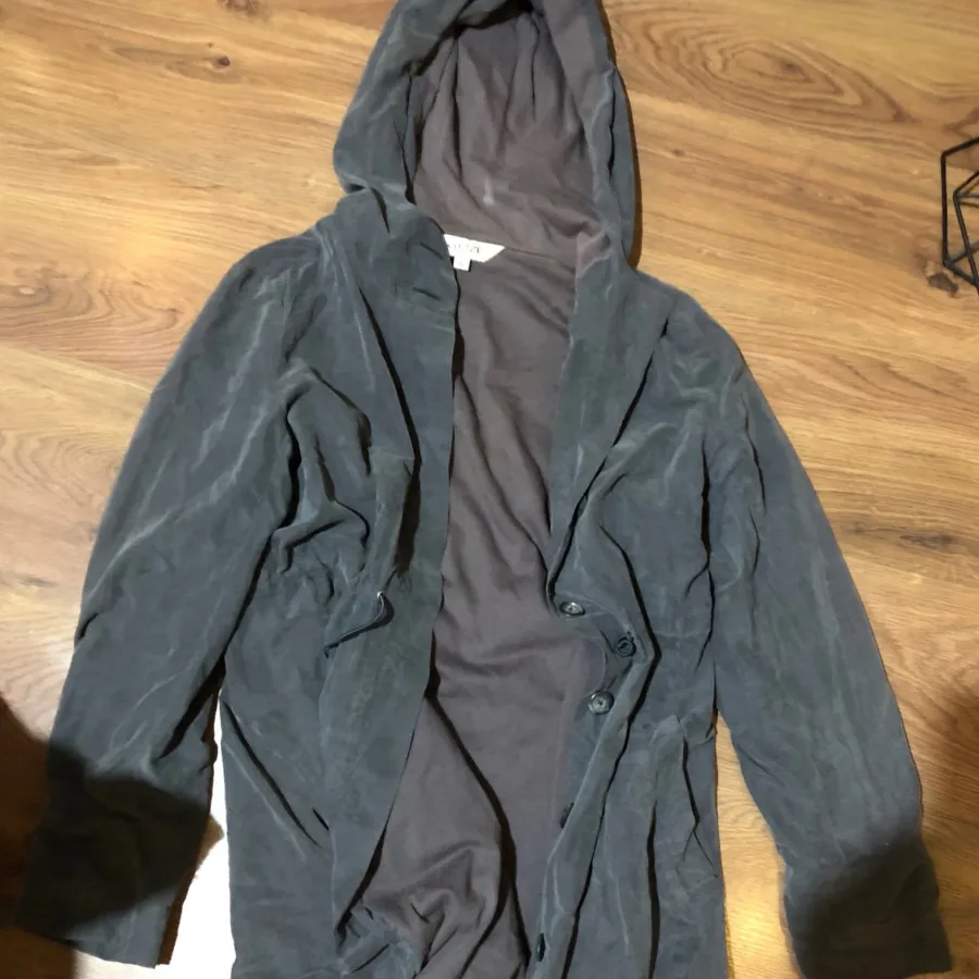 پالتو جیر و مخمل