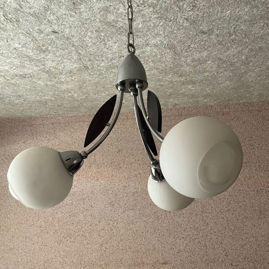 لوستری سه حبابی