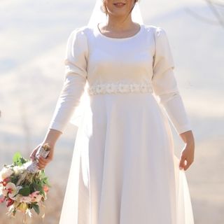لباس سفید نباتی