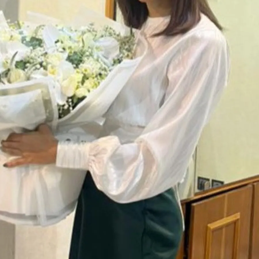 شومیز ساتن سفید