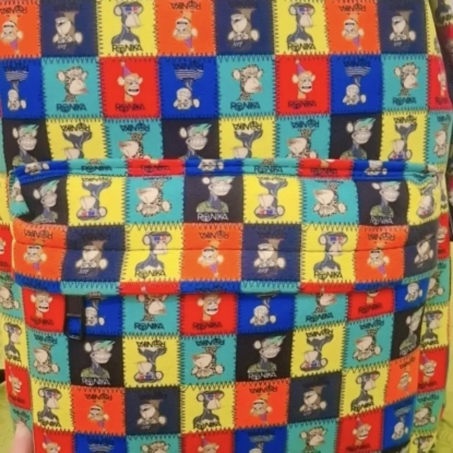 کوله مدرسه آکبند