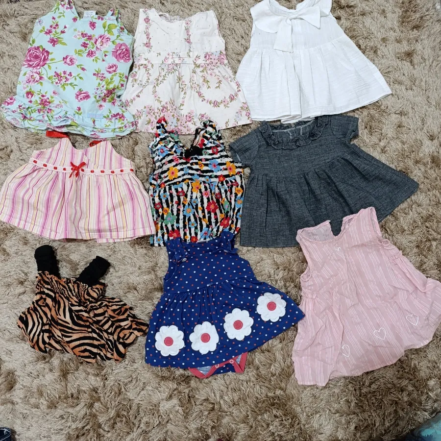 پیراهن دخترانه