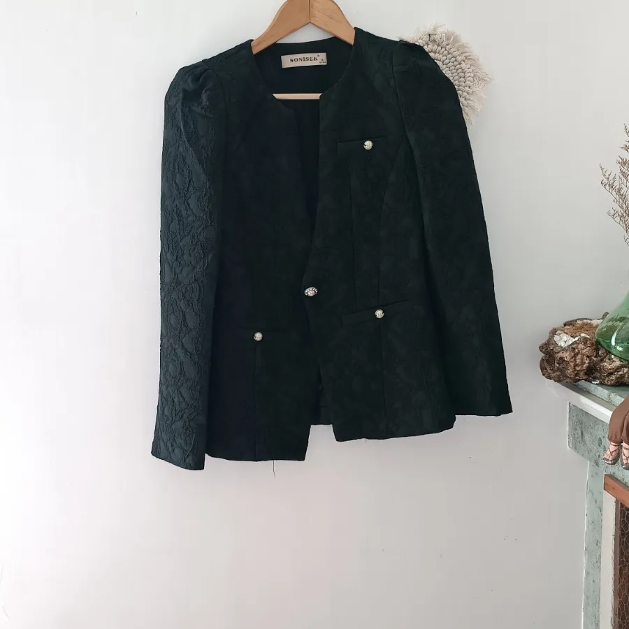 کت مشکی مجلسی