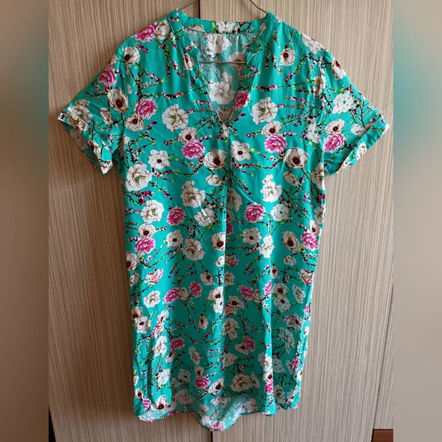 پیراهن کوتاه خارجی