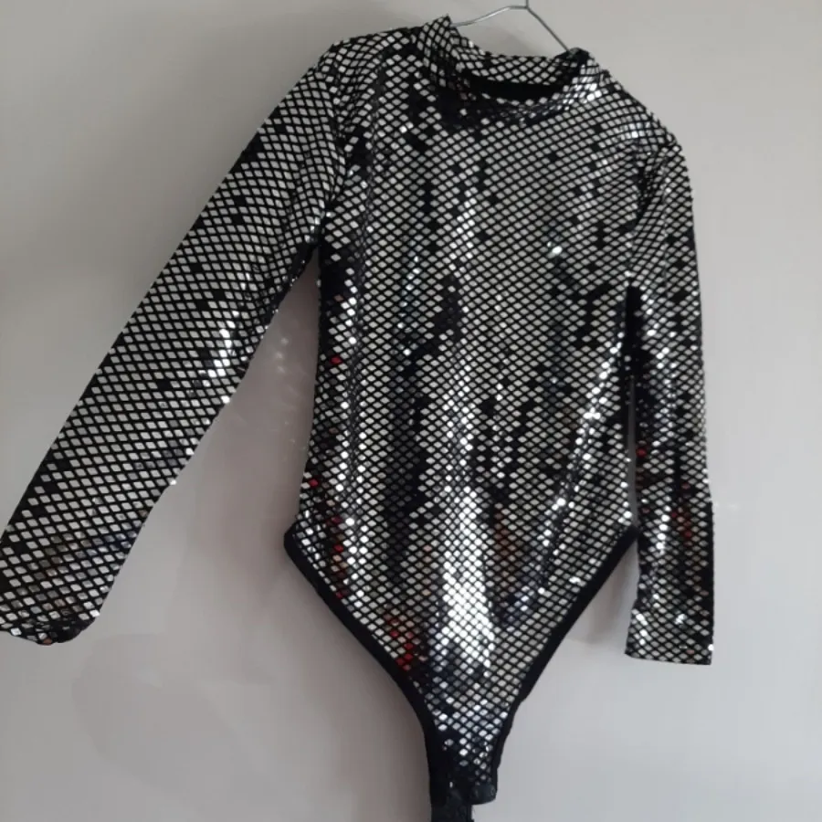 بادی نقره ای