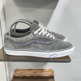 کفش کتونی اورجینال