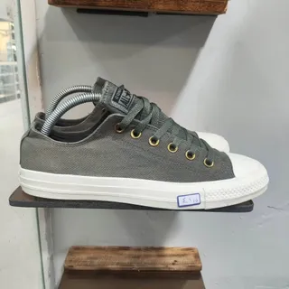 کفش کتونی اورجینال