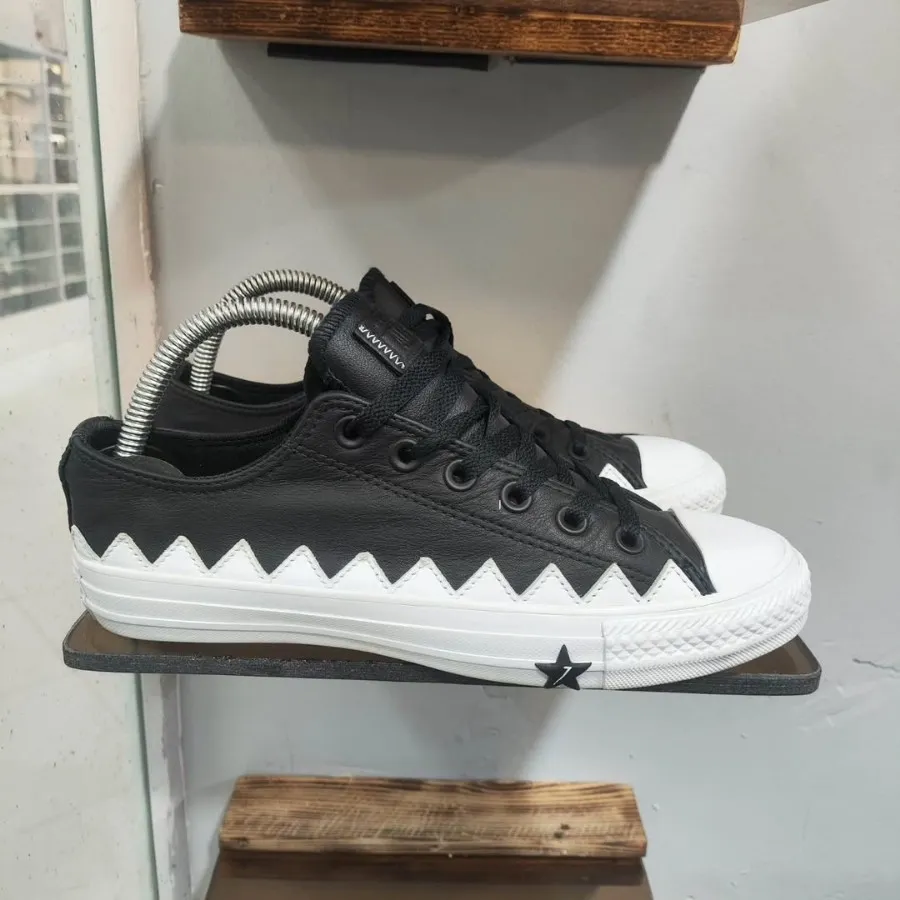 کفش کتونی اورجینال