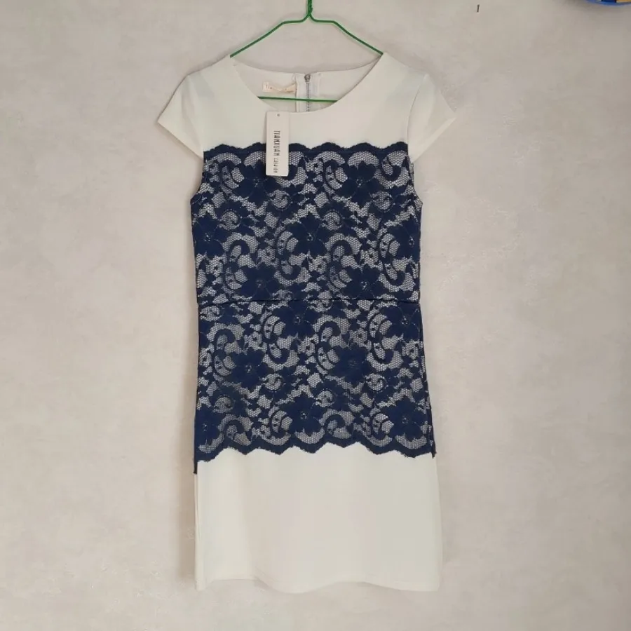 پیراهن دخترانه