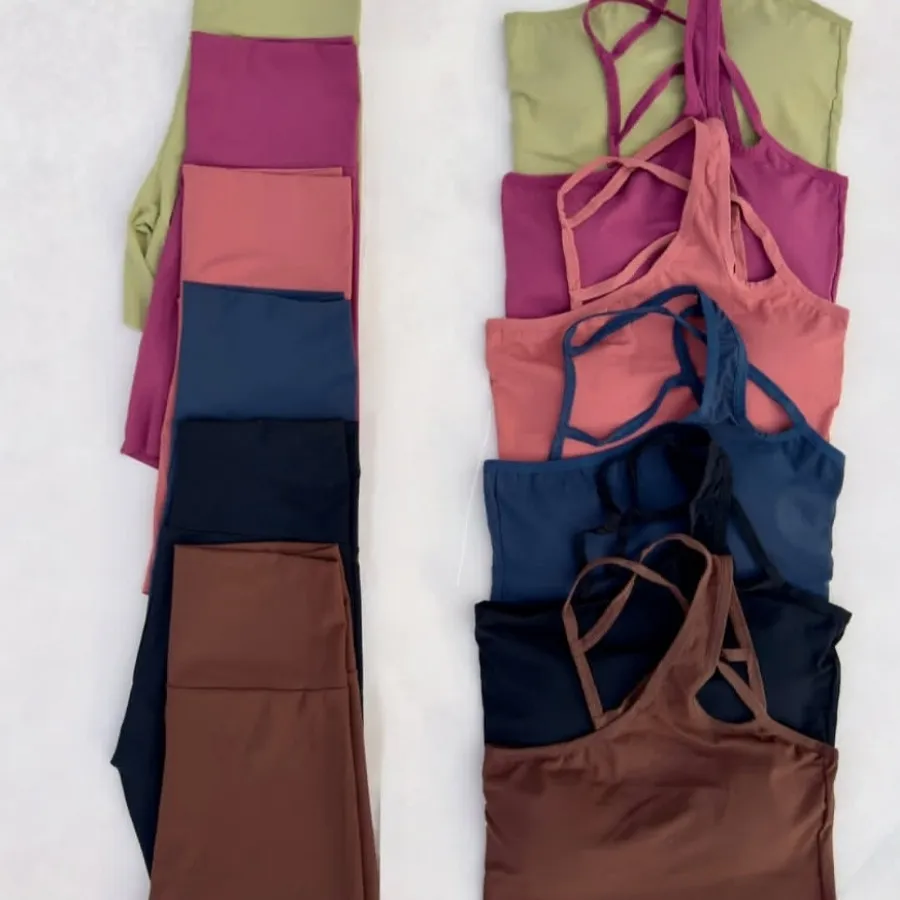 ست شورتک و نیمتنه