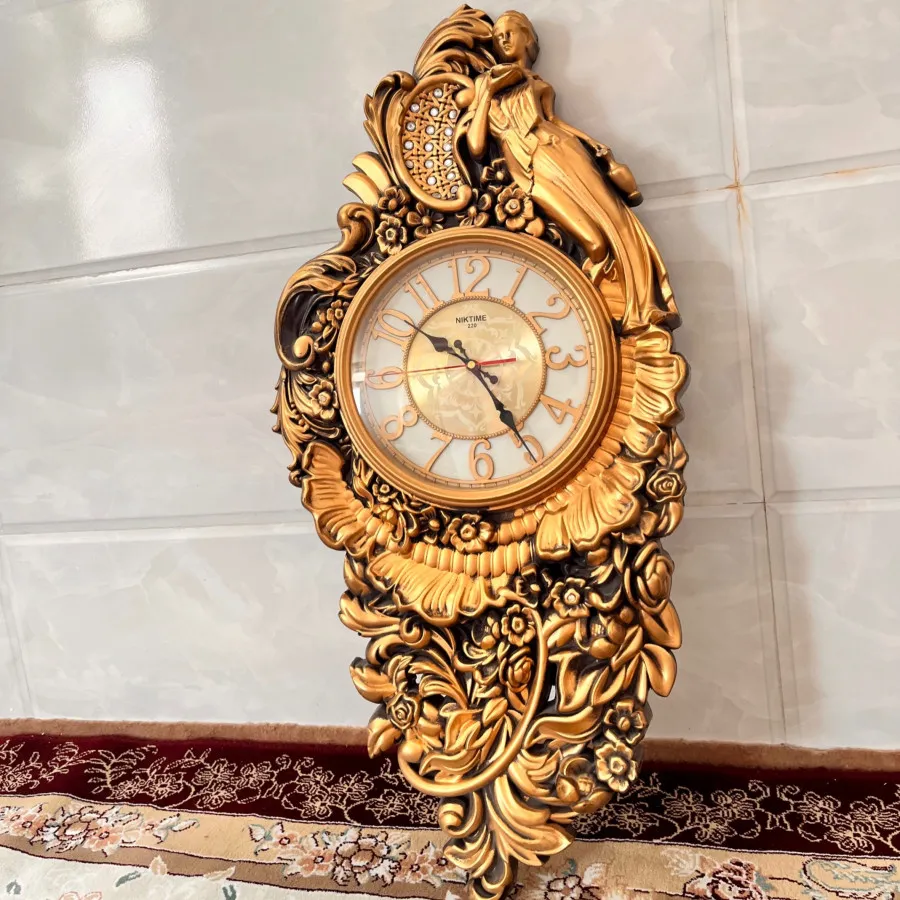 ساعت دیواری